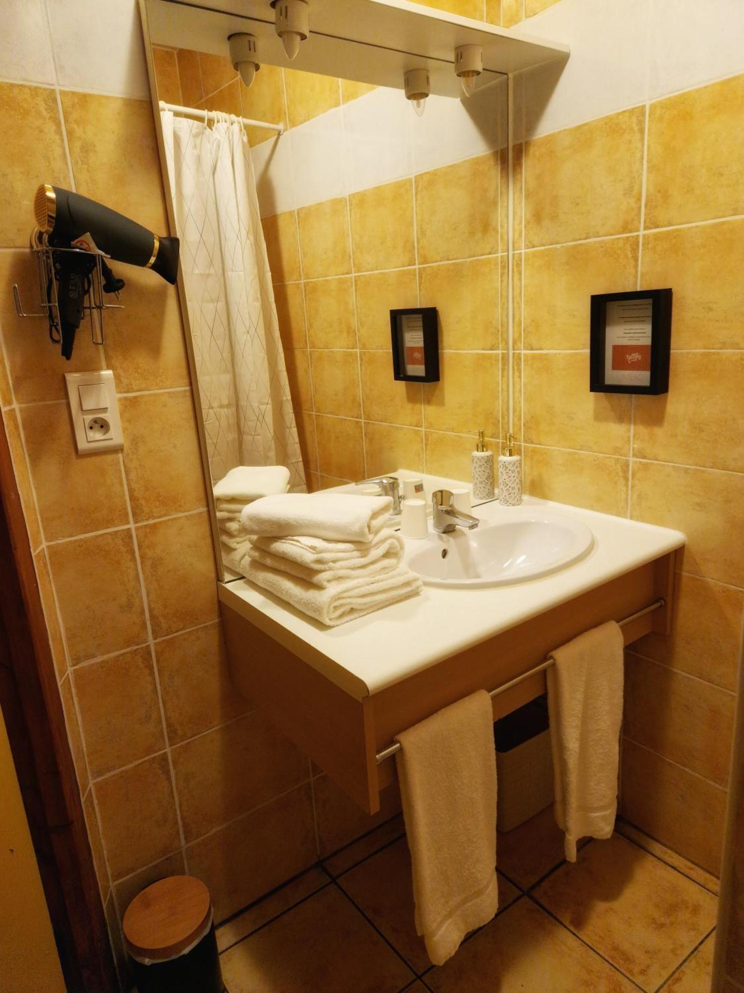 Tempo Hotel Millau Eksteriør bilde